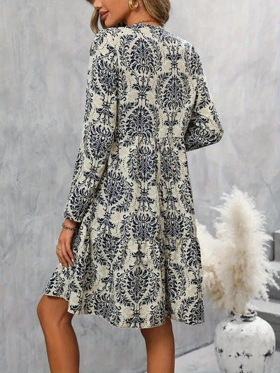 Ellery – Charmantes Kleid mit V-Ausschnitt