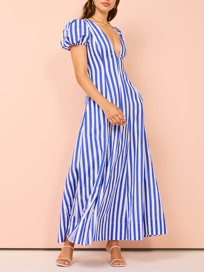 Avelena | Langes, Wellenförmiges Kleid mit Streifen und Blasenärmeln