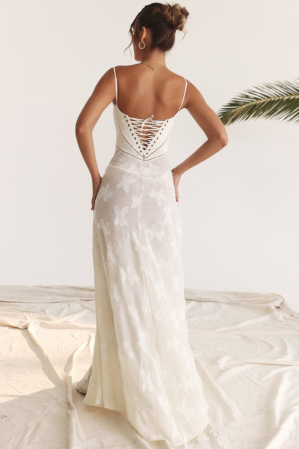 Avelena | Offene Rücken Kleid