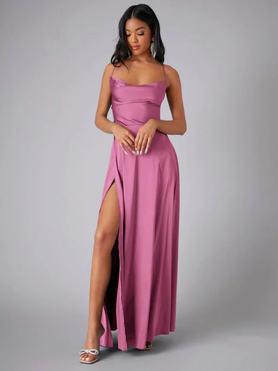 Julija | Maxikleid mit fließendem Seidenmuster und elegantem Rücken