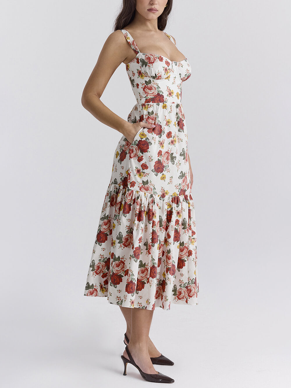 Avelena | Midikleid mit Blumenmuster und Neckholder Im Süßen Stil