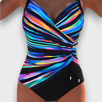 Nerine – Schwarzer Badeanzug mit raffiniertem Twist