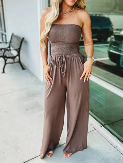 Theodora – Stylischer trägerloser Jumpsuit