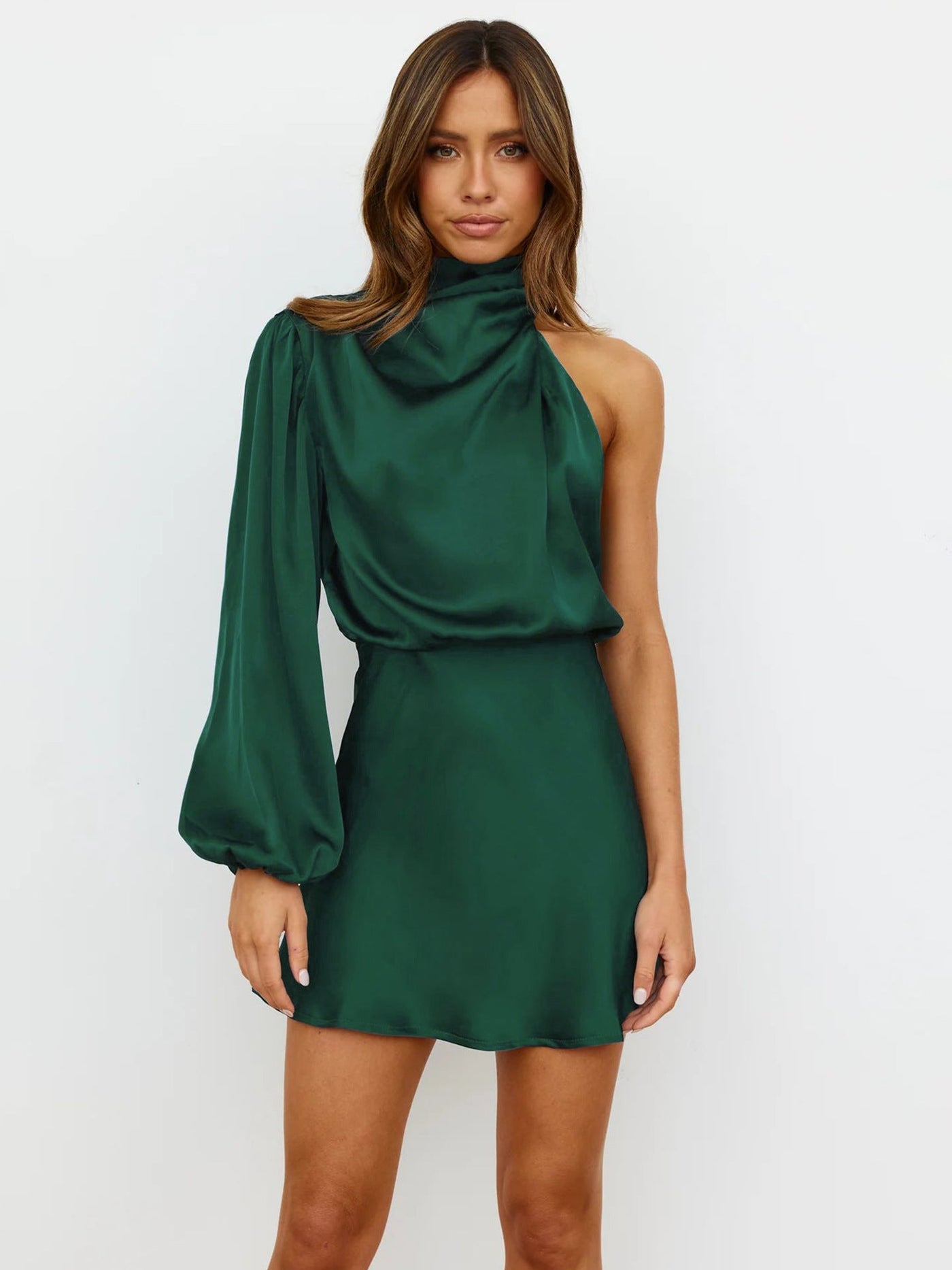 Avelena | Elegantes Kleid aus Satin mit Langen Ärmeln und Schmalen Schultern