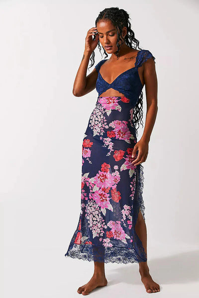 Kaadrie – Kleid mit floralem Spitzenbesatz