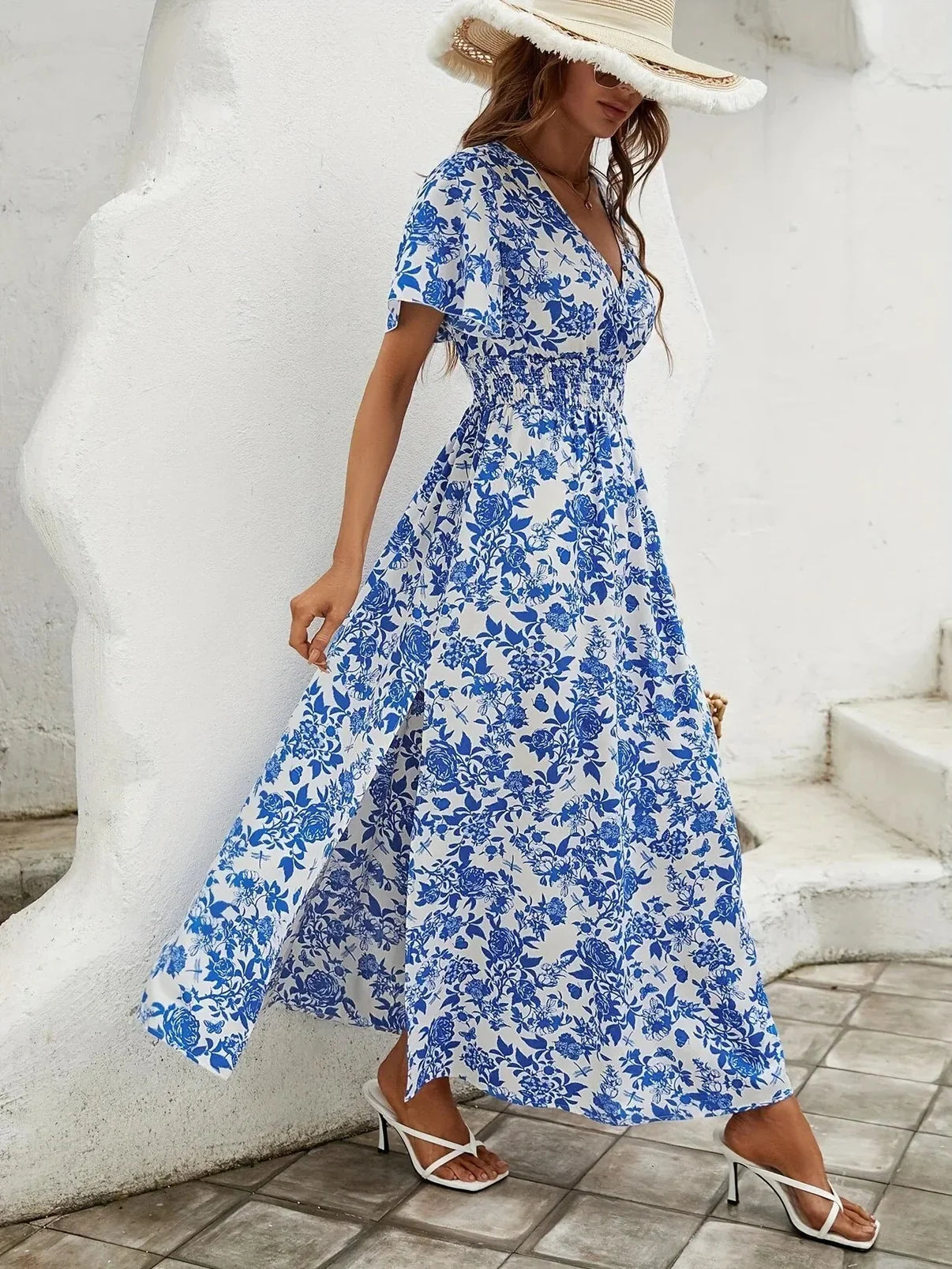 Korin – Elegantes und leichtes Maxikleid mit Blumenmuster