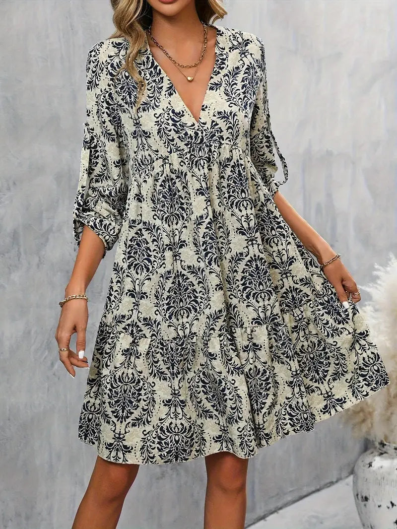 Ellery – Charmantes Kleid mit V-Ausschnitt