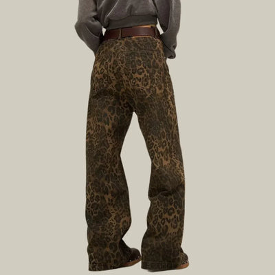Morvessa – Weite Jeans mit Leopardenmuster