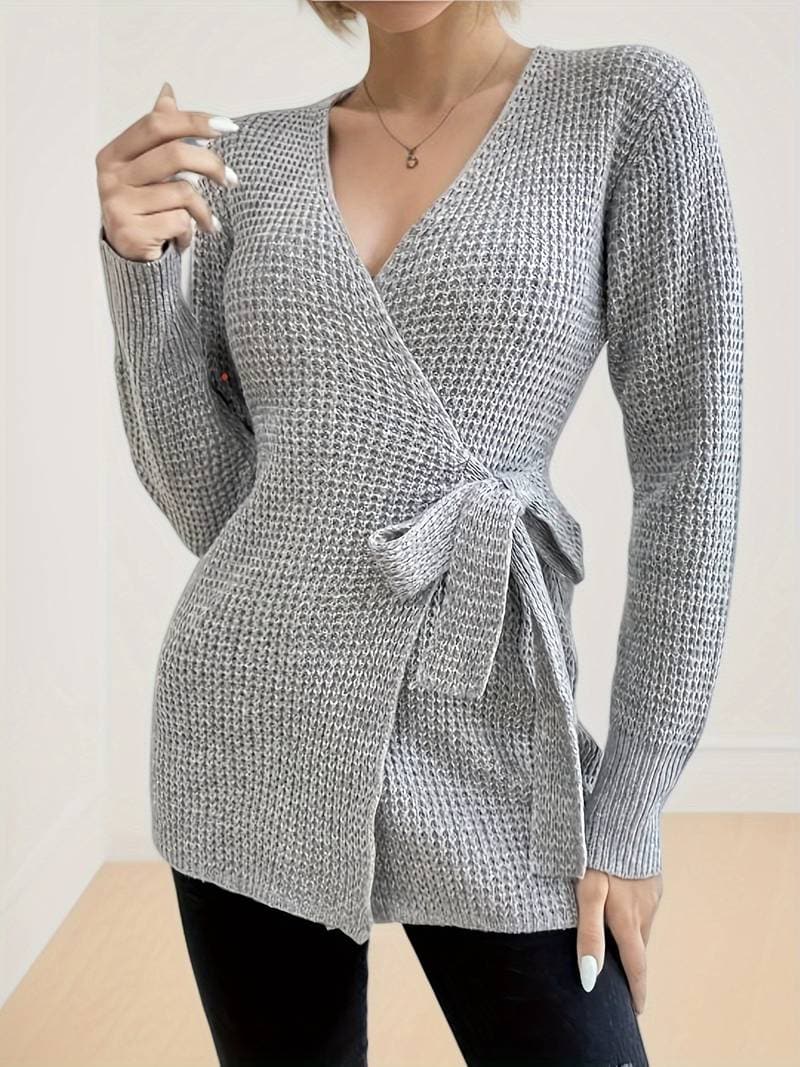 Isolienne – Kuscheliger Strick-Wickelpullover mit Taillenband
