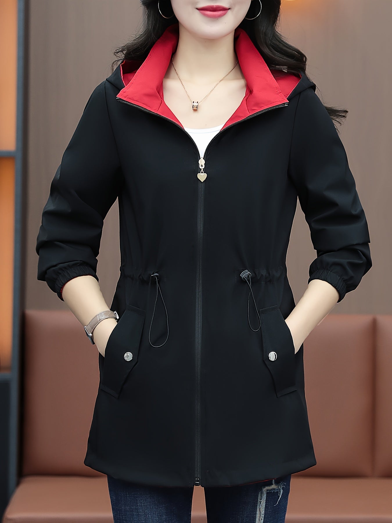Avelena | Schwarze Wendeweste mit Kapuze für Vielfältige Styles