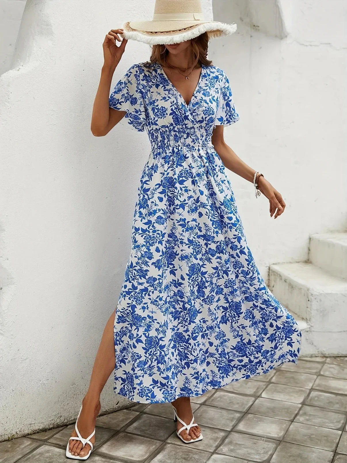 Korin – Elegantes und leichtes Maxikleid mit Blumenmuster