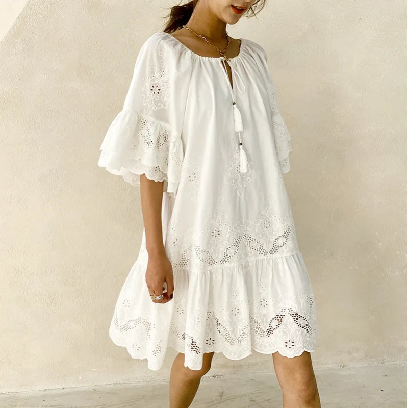 Avelena | Kleid aus Weißer Spitze