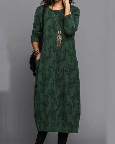 Élodie lavin - elegantes langes kleid mit tasche
