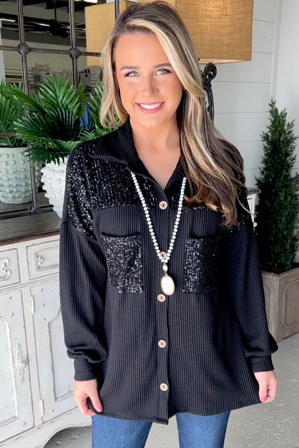 Glitzernde Hemdjacke mit Waffelstruktur | Eleganz & Komfort | Party-Look