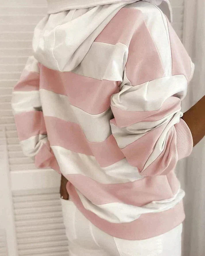 Lara - warmer und modischer kapuzenpullover