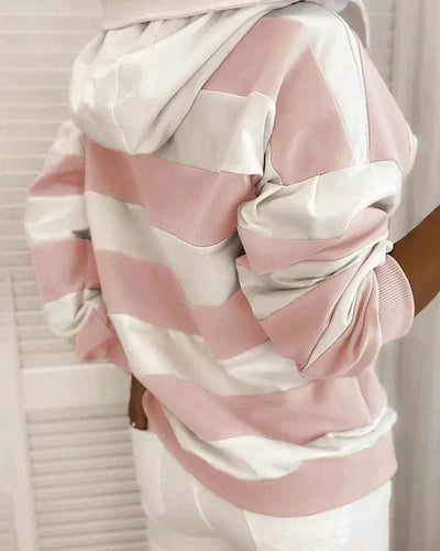 Lara - warmer und modischer kapuzenpullover