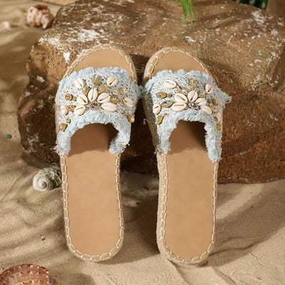 Rositha – Sandalen mit Fransenverzierung