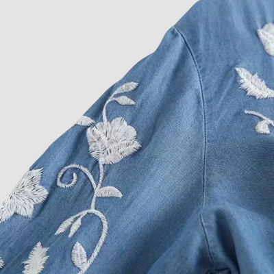 Bohemian Damen Strickjacke mit eleganter Blumenstickerei - Vaenithea