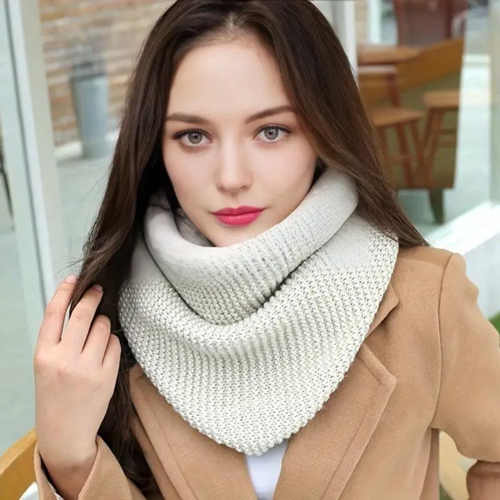 Avelena | Eleganter Rundschal aus Wolle