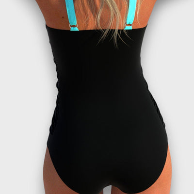 Astrid – Farbintensiver Badeanzug mit überkreuztem Vorderteil