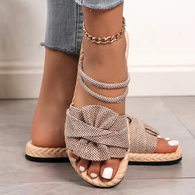 Dahlis – Sandalen mit Knöchelriemen und Schleife