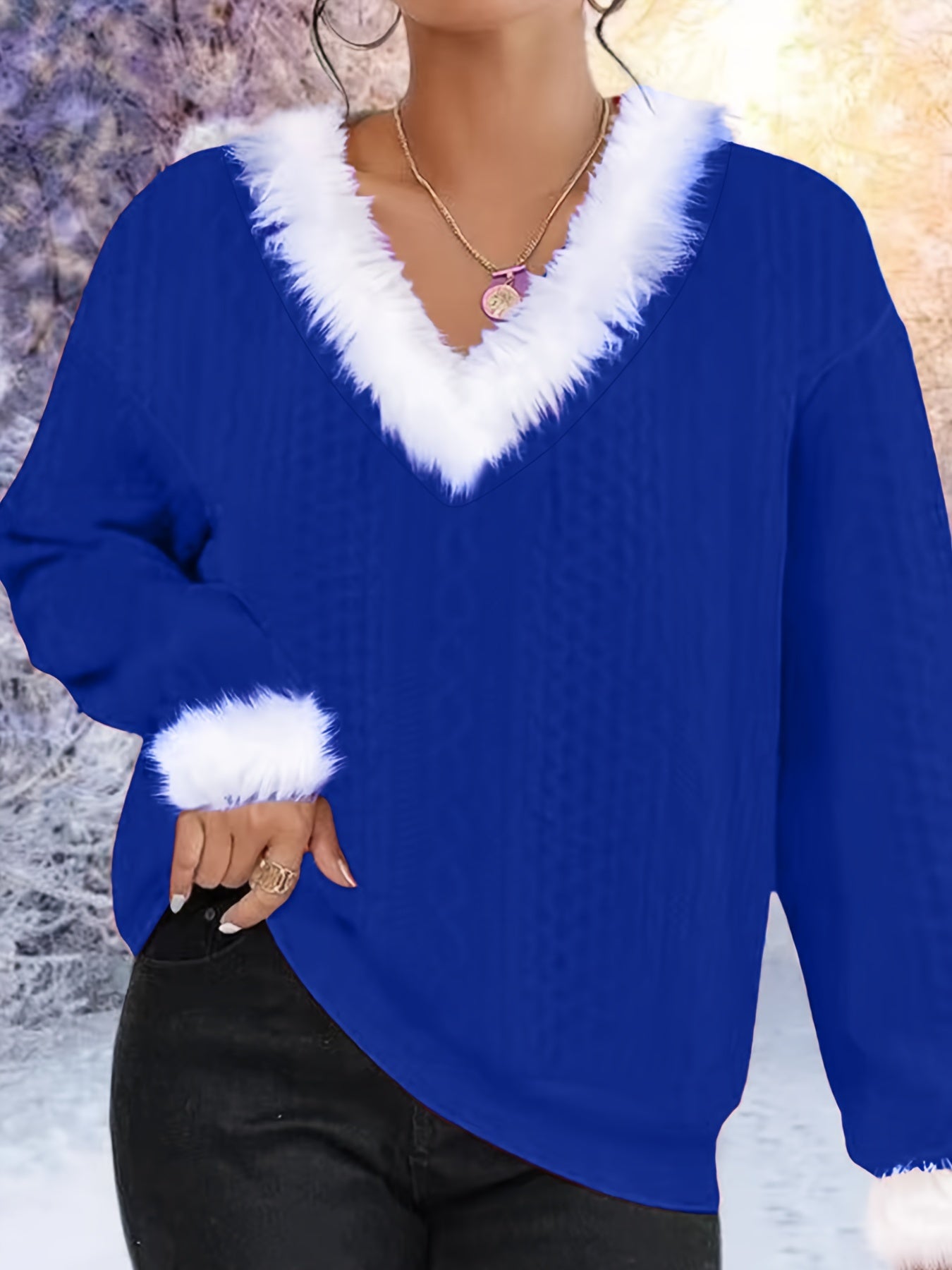 Avelena | Weihnachtlicher Pullover mit Kunstpelzbesatz