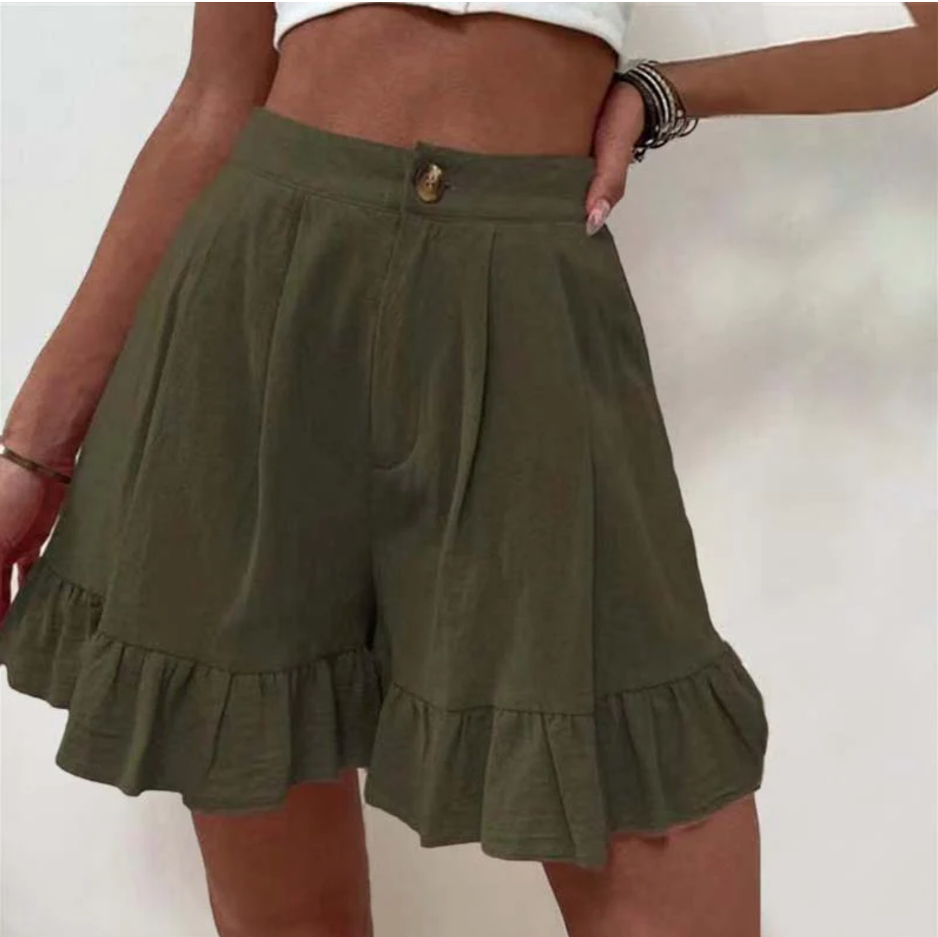 Thalara – Schicke Shorts mit Rüschensaum