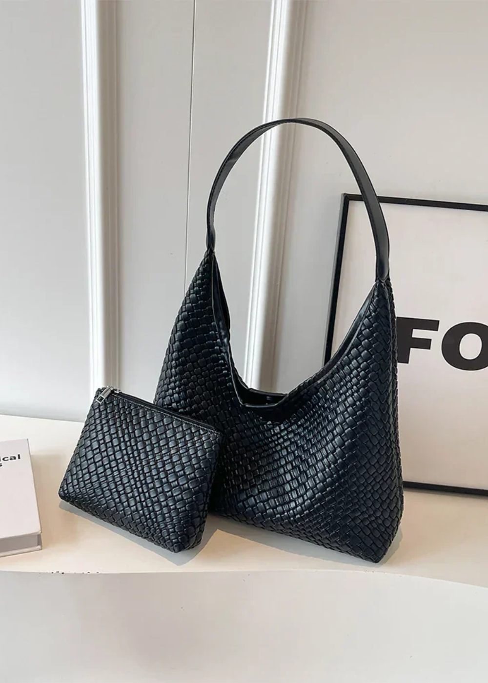 Geflochtene Umhängetasche – Vegan Leder mit Innentasche