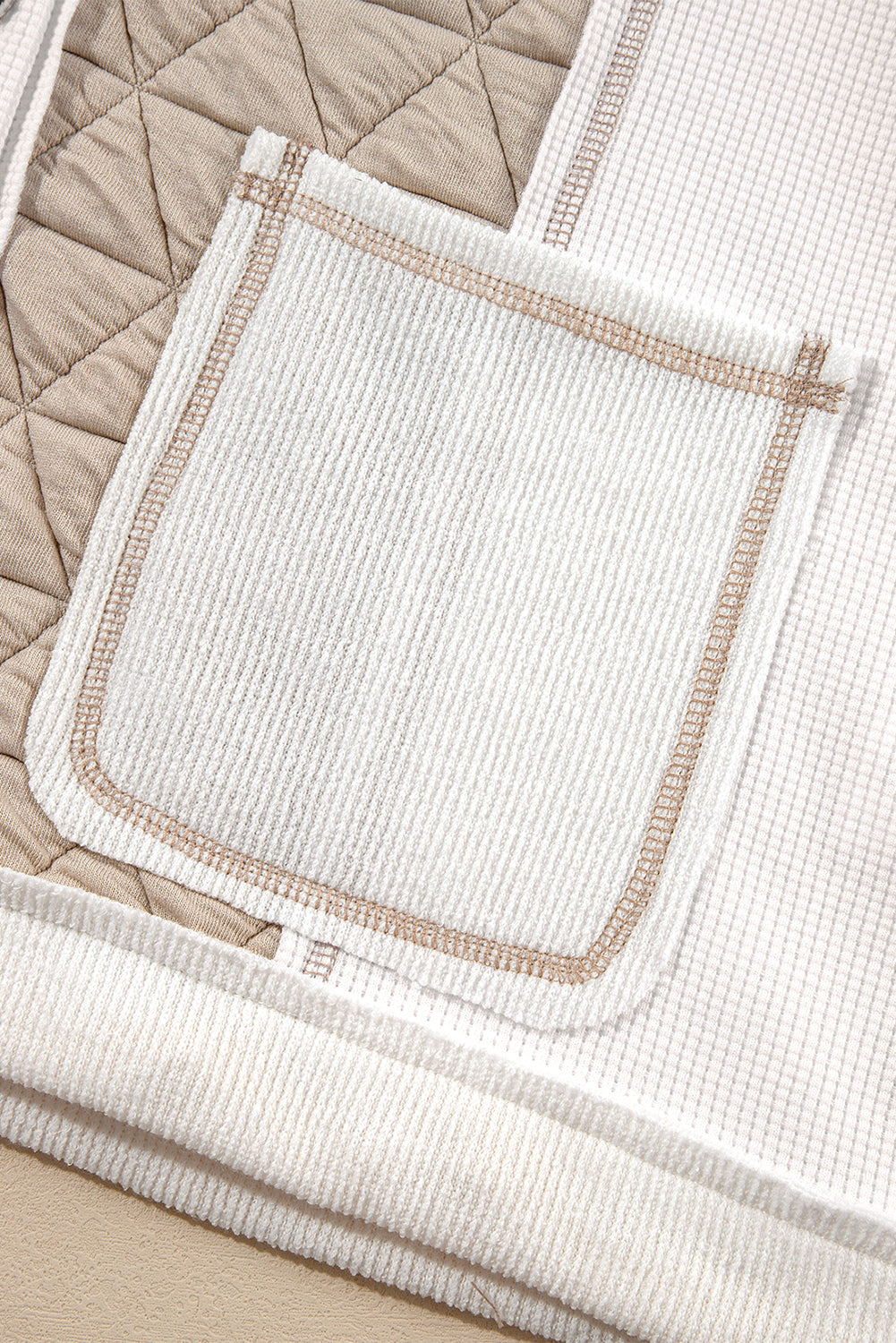 Gesteppte Kapuzenjacke | Leichte Textur | Lässiger Komfort
