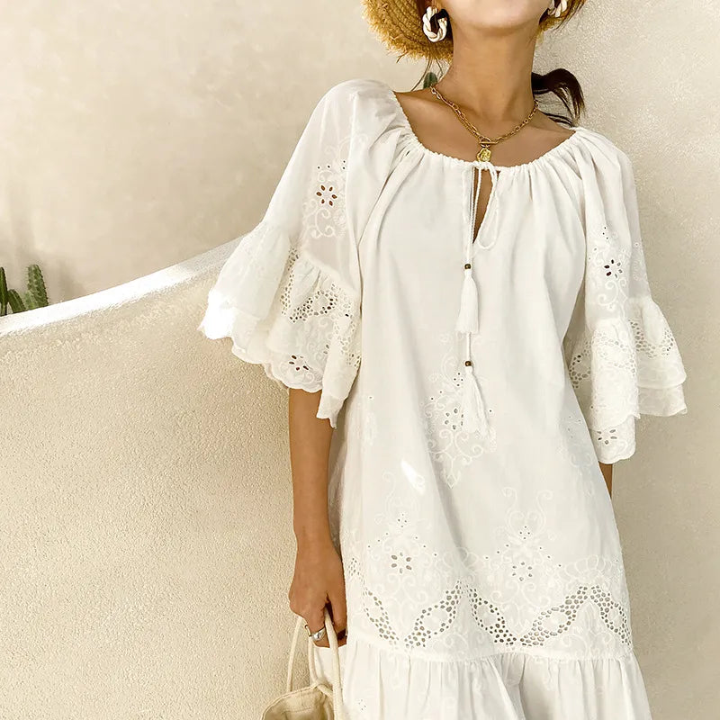 Avelena | Kleid aus Weißer Spitze