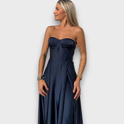 Victoria – Schulterfreies Abendkleid mit Rückenschnürung