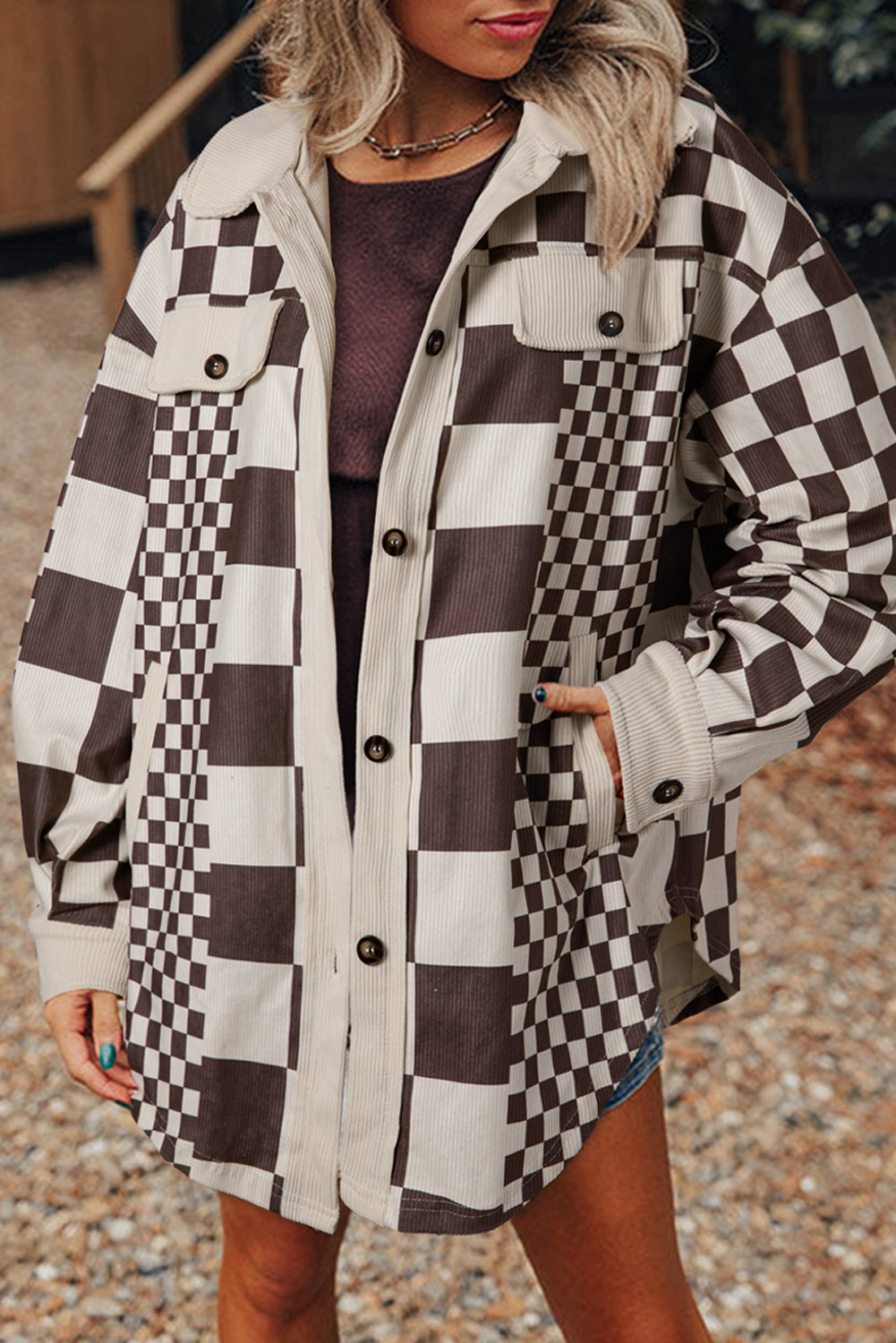 Karierte Oversized-Hemdjacke | Cord-Textur | Retro-Chic