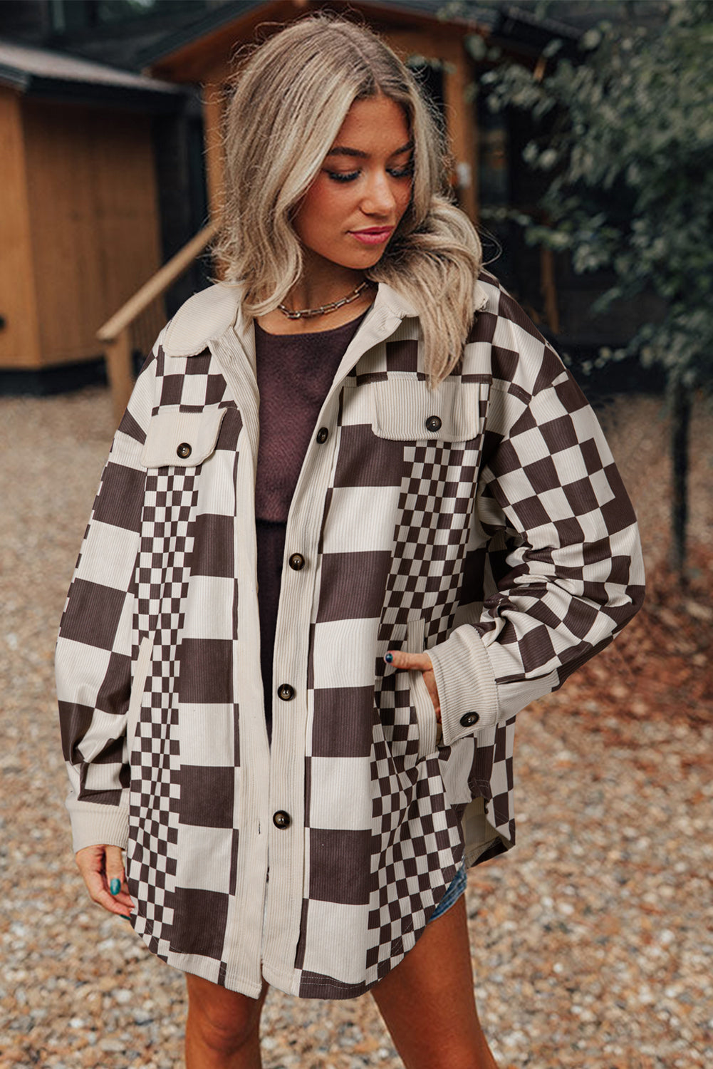 Karierte Oversized-Hemdjacke | Cord-Textur | Retro-Chic