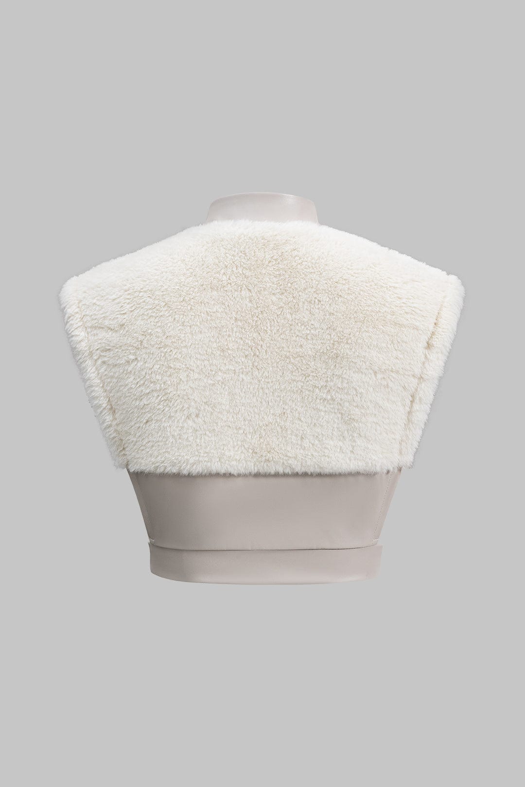 Antonia | Kunstleder-Set mit Kunstpelz-Details