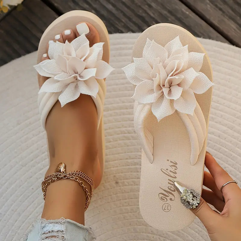 Seraphielle – Charmante Plateau-Sandalen mit Blumenmuster
