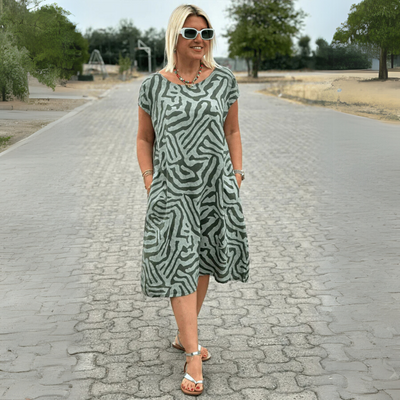 Nelia | Sommerkleid mit Rundhalsausschnitt und elegantem Muster