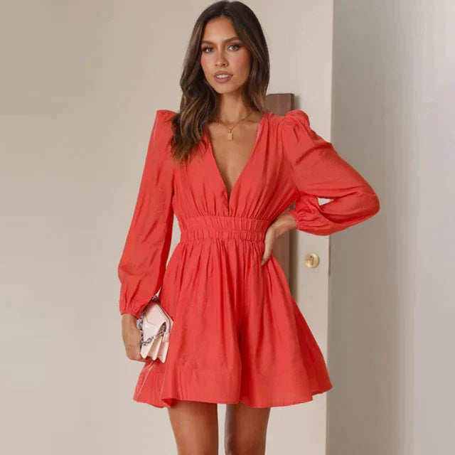 Elegantes Minikleid mit Tiefem V-Ausschnitt | Langarm | Feminine Silhouette