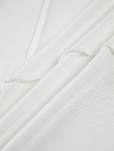 Langarm-Shirt mit Kontrastnähten | Minimalistisch und Modern | Figurbetonter Schnitt