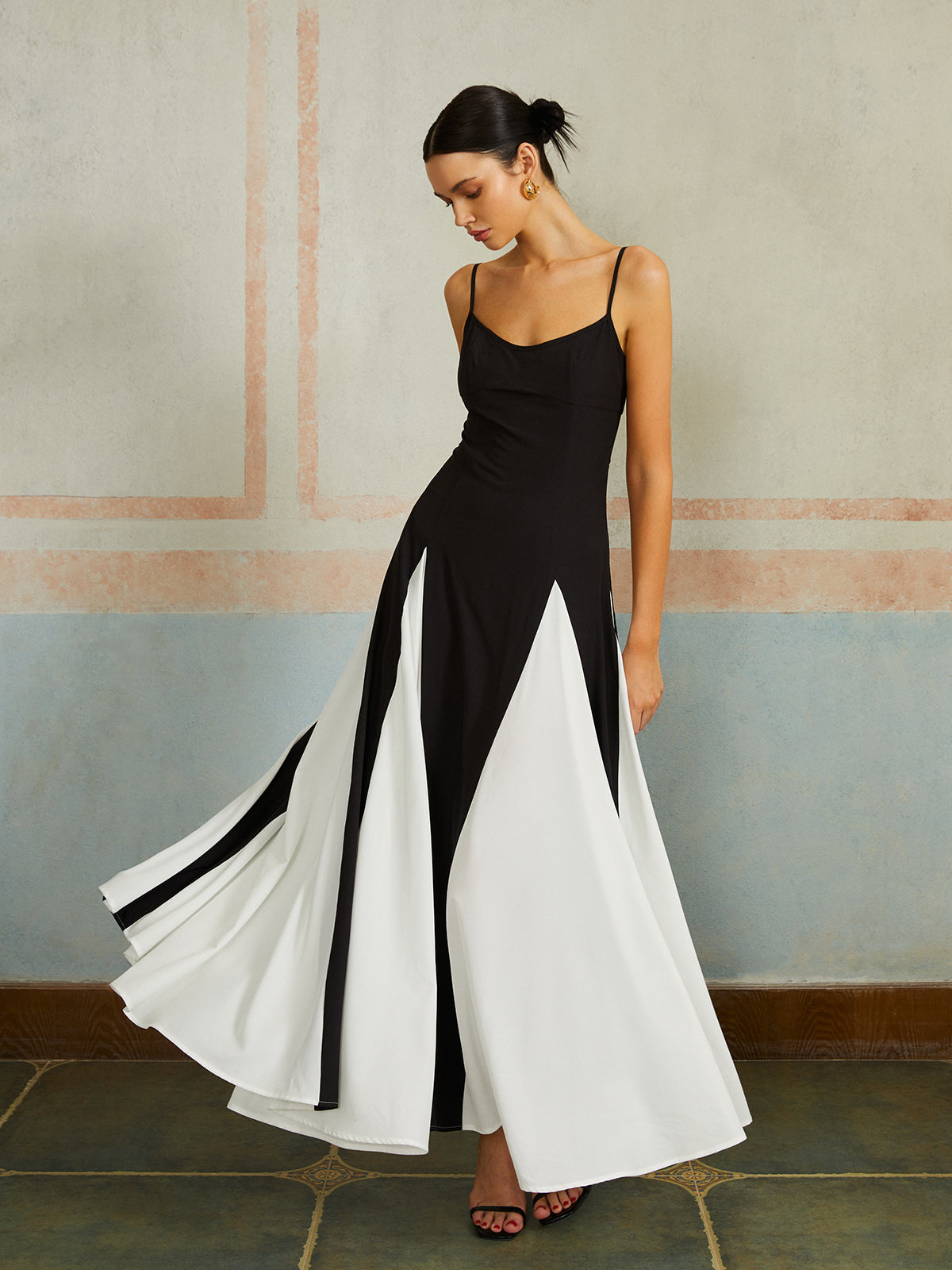 Elegantes Colorblock Spaghettiträger Maxikleid – Leichtes Sommerkleid