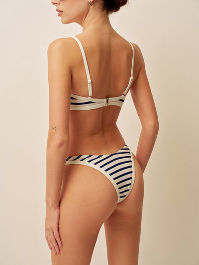 Nautischer Streifen High-Cut Bikini – Figurbetonter Damen-Badeanzug