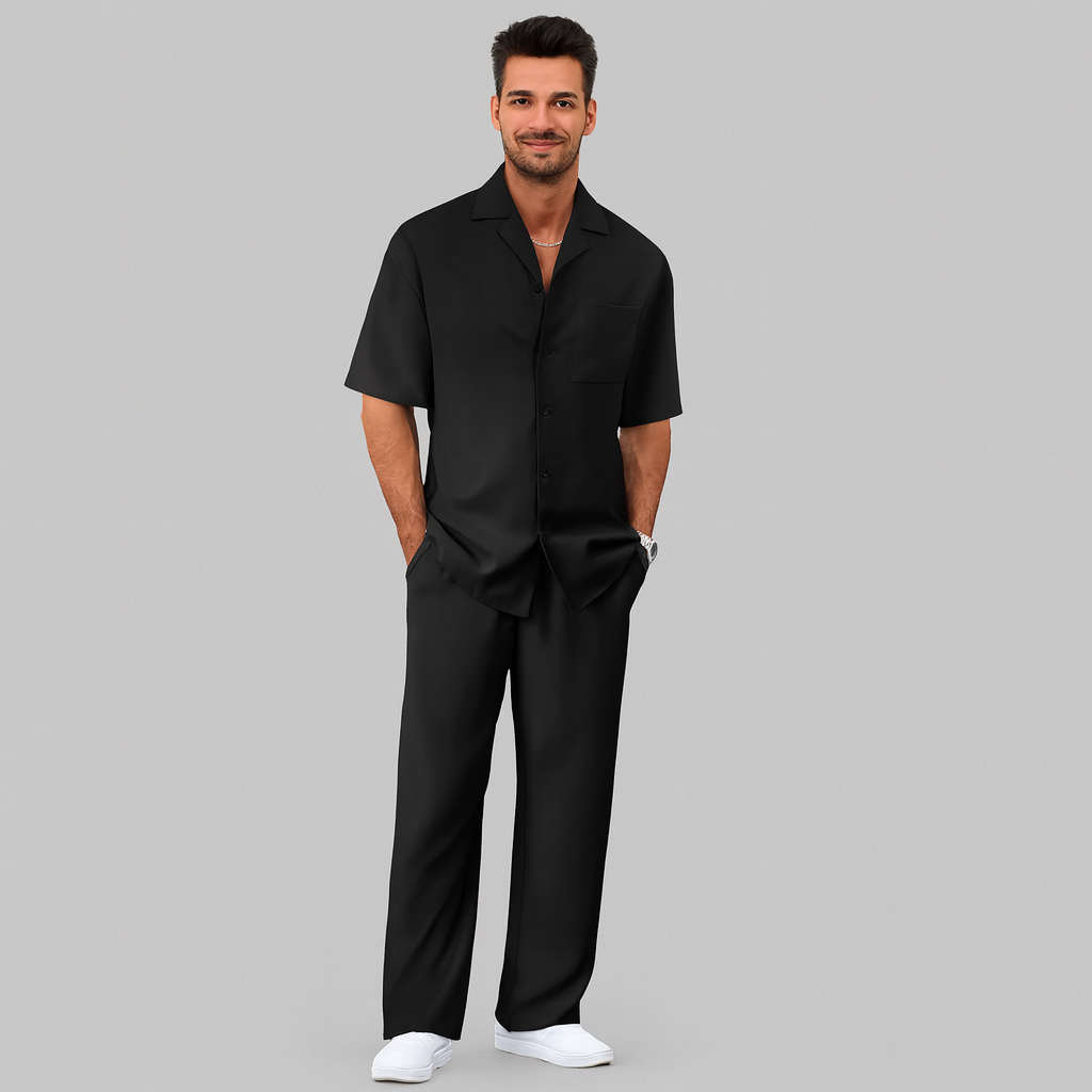 Herren-Trainingsanzug mit Streifenmuster und kurzen Ärmeln – Oberteil mit Knopfkragen und Hose mit elastischem Bund