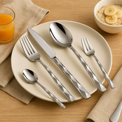 Clara | 30-teiliges Luxus-Essgeschirrset aus Edelstahl