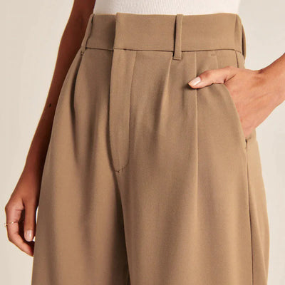Seraphelle – Elegante High-Waist-Hose mit weitem Bein