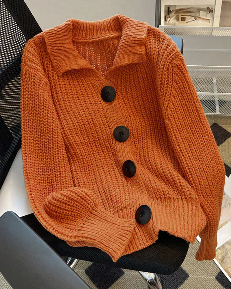 Avelena | Strickjacke mit Großem Knopf