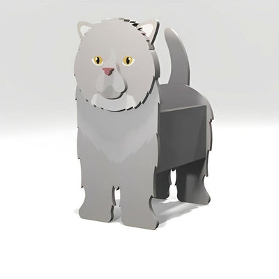 Exotische Kurzhaarkatze im Blumentopf