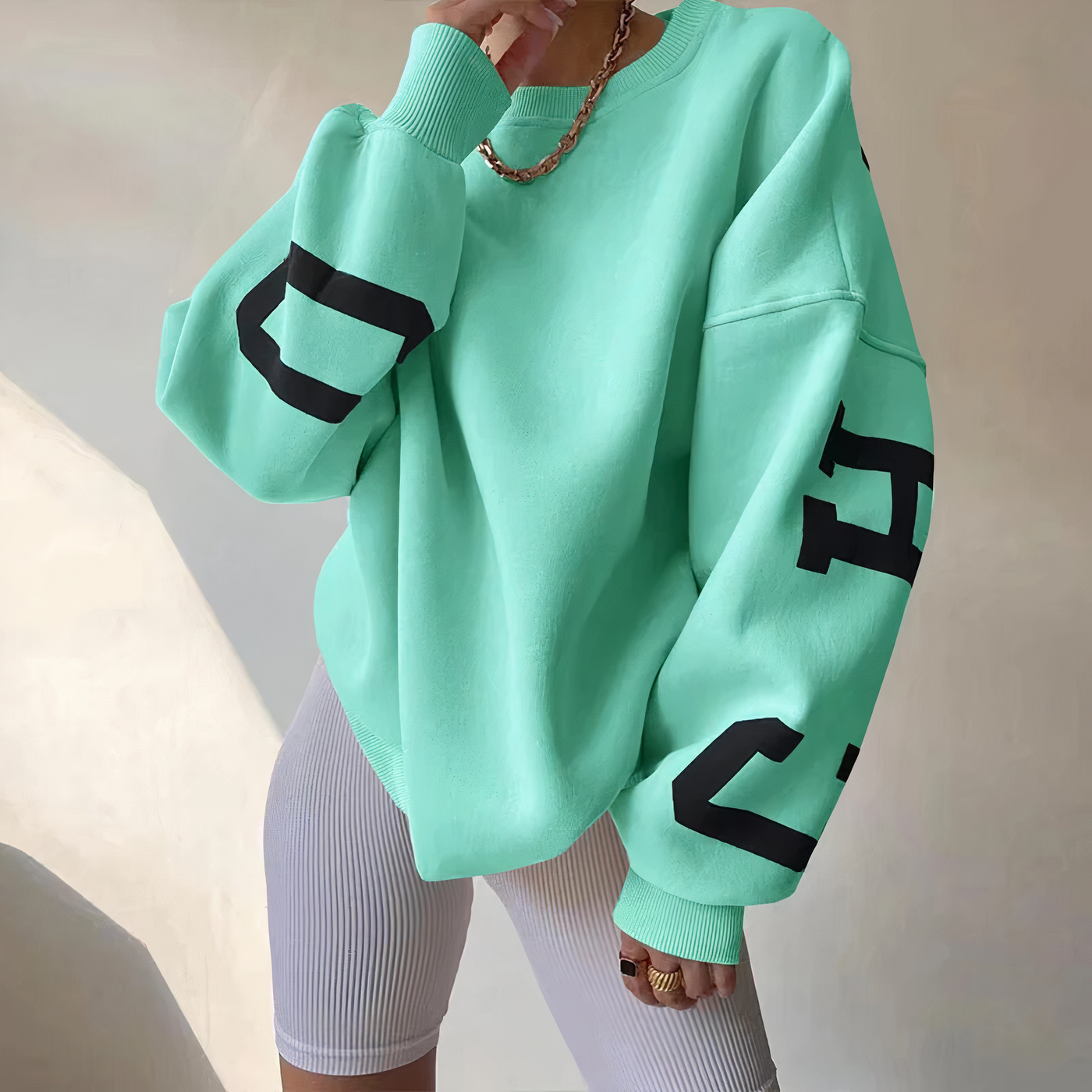 Avelena | Pullover mit Buchstabenaufdruck