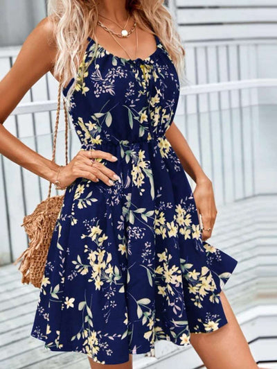 Sommerkleid mit Blumenmuster | Spaghettiträger | Leicht & Feminin