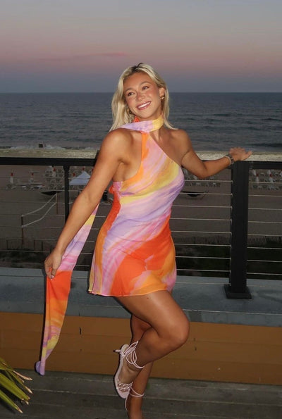 Avelena | Kurzes Kleid Rückenfrei Tie-Dye