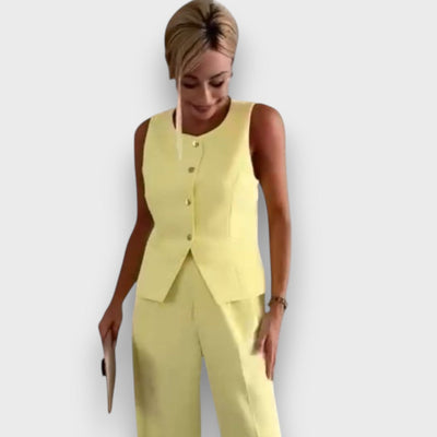 Milia – Damenanzug mit Weste und weitem Bein