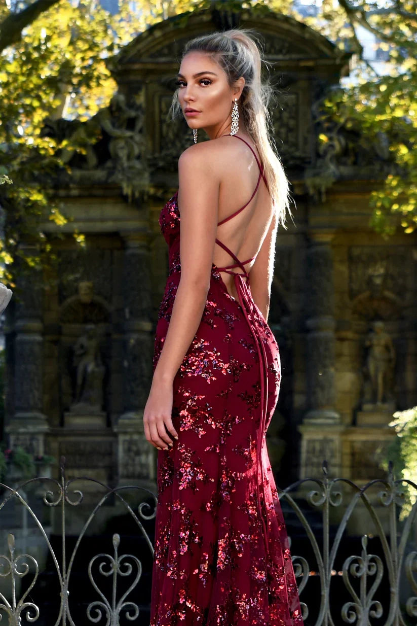 Abendkleid mit Glitzerapplikationen | Eleganz & Glamour | Figurbetonter Schnitt